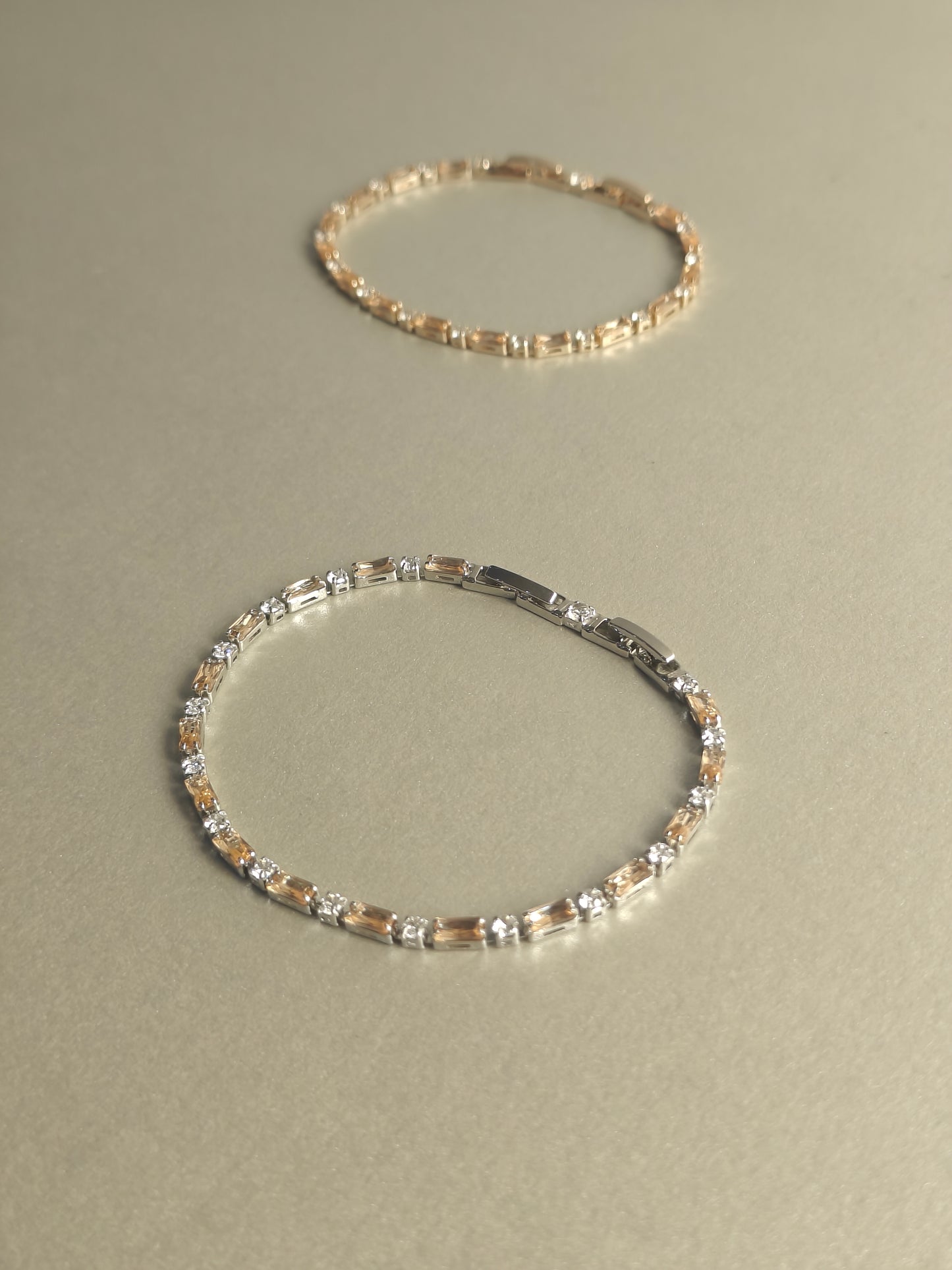 Dawn Bracelet B0018