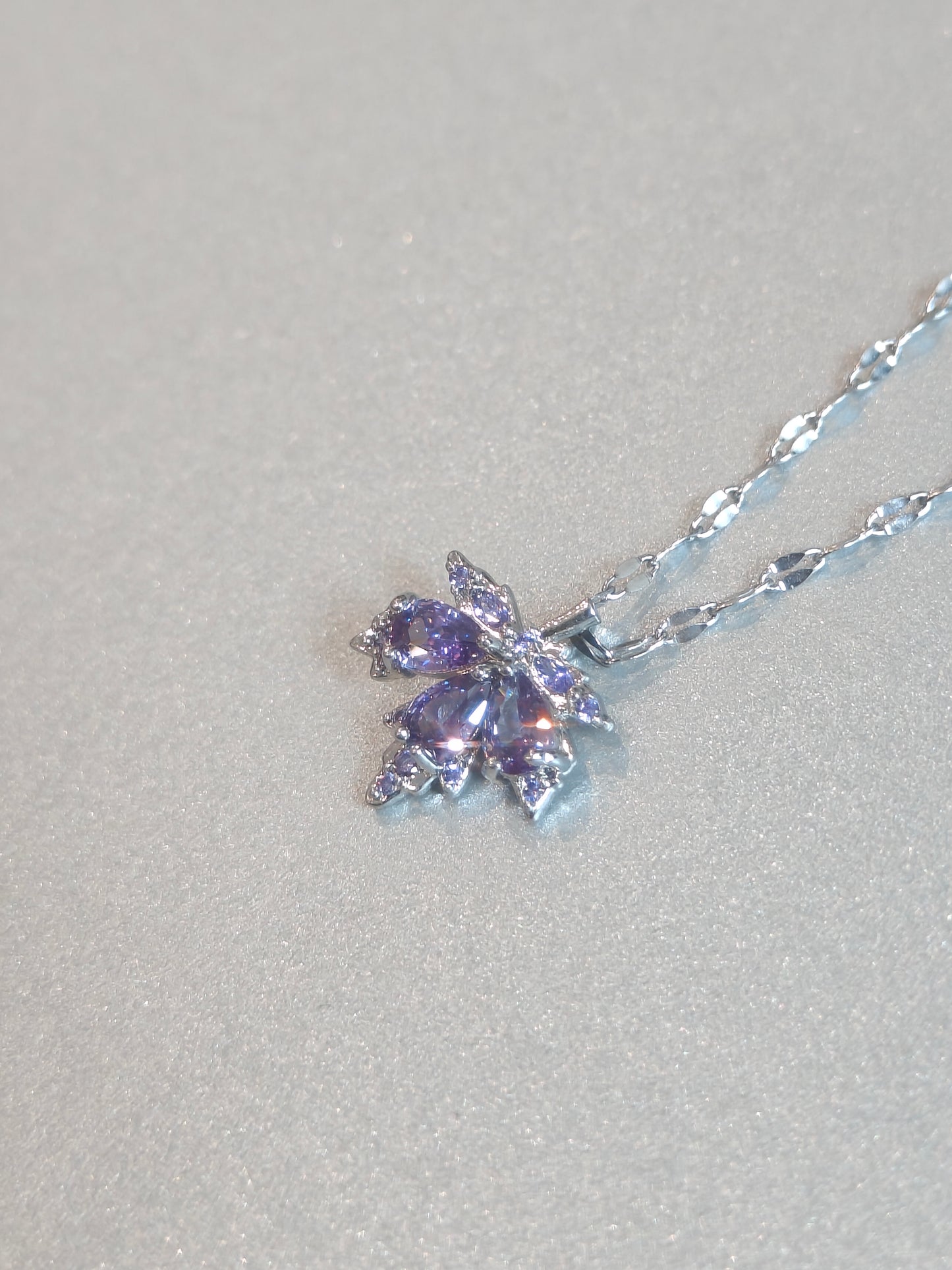 Burning Maple Leaves Necklace N0011